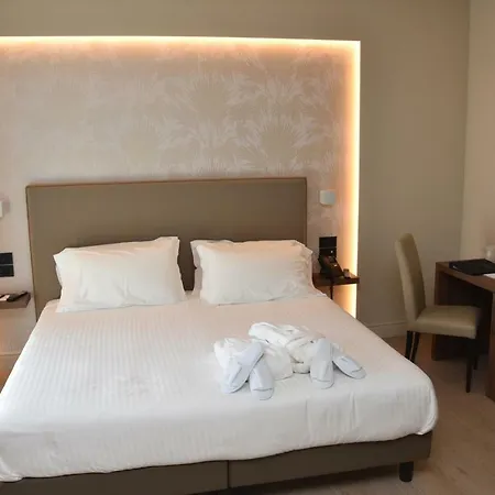 Commercio 4*