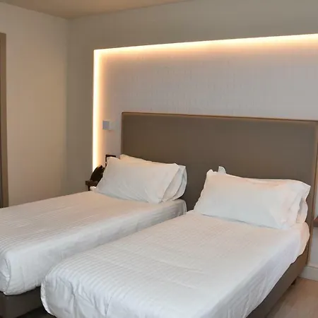 Commercio Hotel
